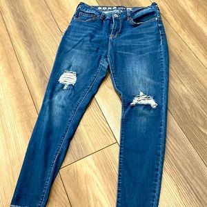 Women’s size 13 ripped skinny jeans